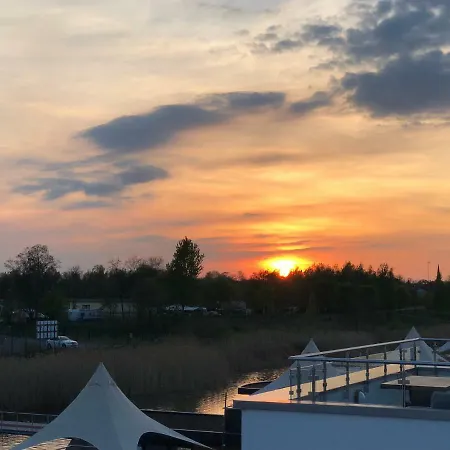 Hotel Hausboot Harmonie Bitterfeld-Wolfen Esterno foto