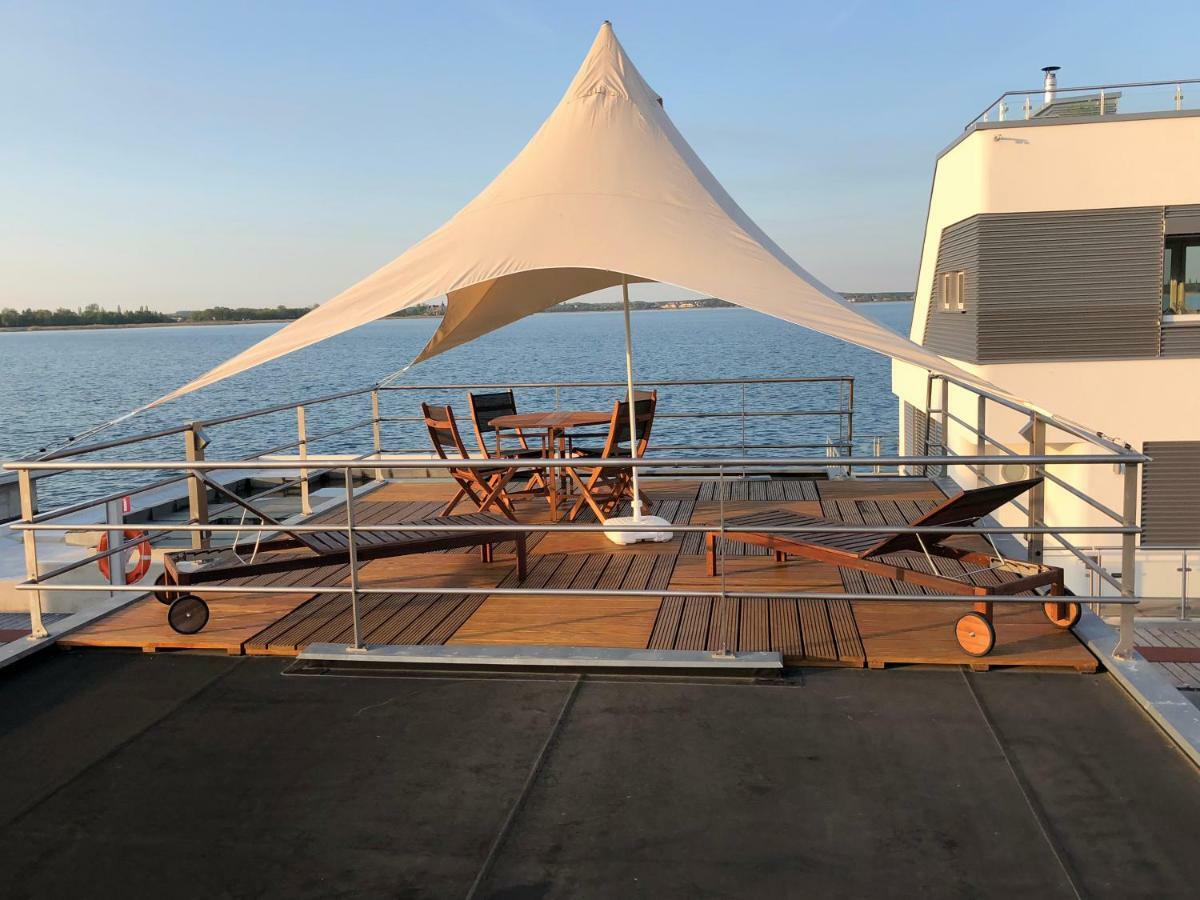Hausboot Harmonie *